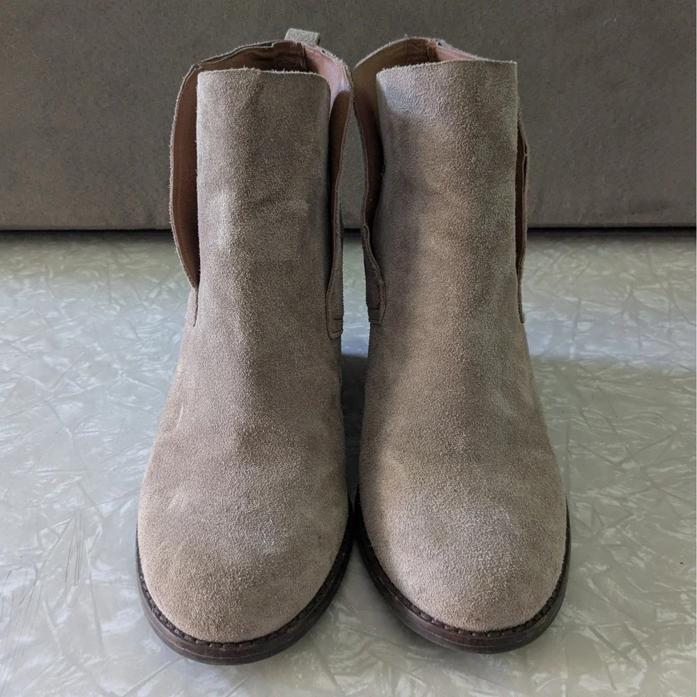 Lucky Brand Yosiana Taupe Suede Wedge Ankle Boots Womens Sz 8‎ Round Toe Booties